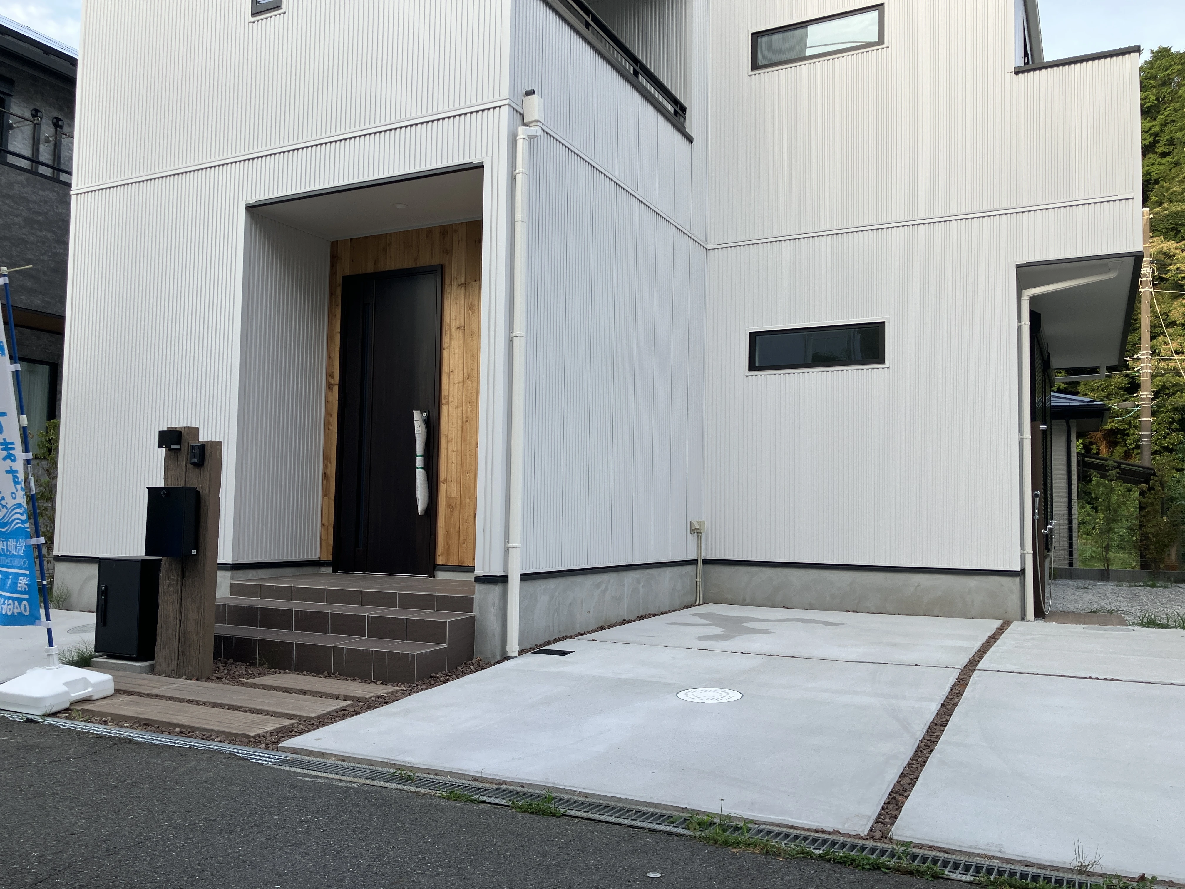 新築にピッタリのコンクリート駐車場、茅ヶ崎で簡単見積もり！